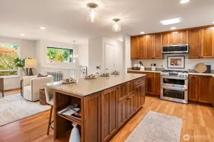 17417 71st Ave W, Edmonds, WA 98026 - Photo 4