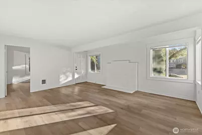 20037 15th Avenue NE, Shoreline, WA 98155 - Photo 16