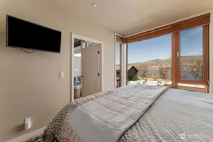 2220 W Woodin Ave, Chelan, WA 98816 - Photo 18