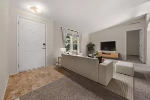 1424 129th St SE, Everett, WA 98208 - Photo 4