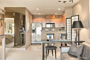 123 Queen Anne Ave N, Seattle, WA 98109 - Photo 10