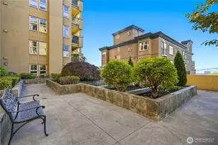 123 Queen Anne Ave N, Seattle, WA 98109 - Photo 20