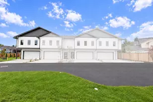 7921 Jensen Farm Ln, Arlington, WA 98223 - Photo 2