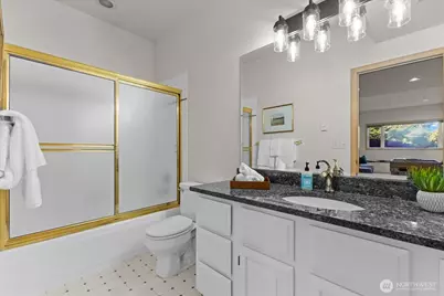 9009 45th Avenue NE, Seattle, WA 98115 - Photo 30