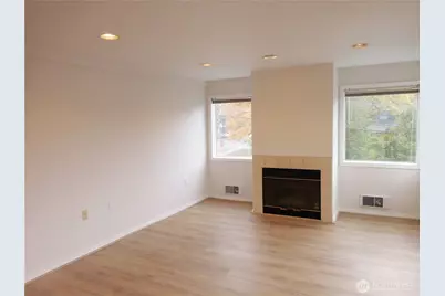 214 W McGraw Street #201, Seattle, WA 98119 - Photo 6