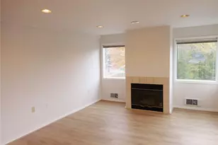 214 W McGraw St, Seattle, WA 98119 - Photo 6
