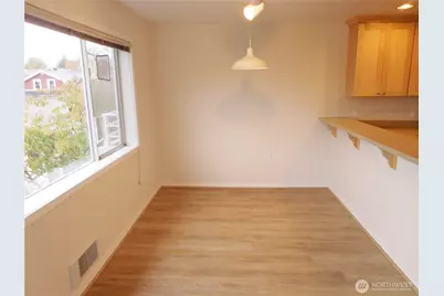 214 W McGraw Street #201, Seattle, WA 98119 - Photo 8