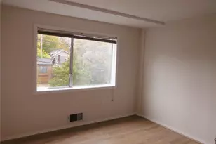 214 W McGraw St, Seattle, WA 98119 - Photo 12