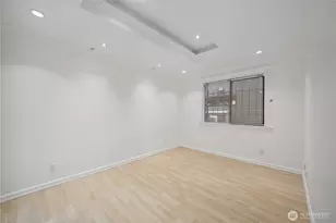 2028 Waverly Pl N, Seattle, WA 98109 - Photo 10