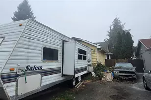 717 90th St SW, Everett, WA 98204 - Photo 2