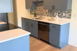 7021 Sand Point Way NE, Seattle, WA 98115 - Photo 8