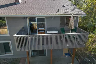 907 Powell St, Steilacoom, WA 98388 - Photo 34