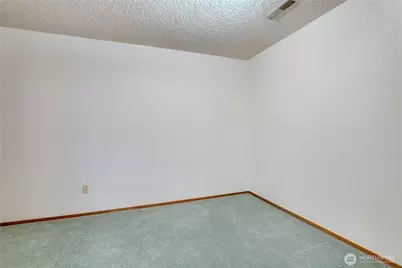 907 Powell Street, Steilacoom, WA 98388 - Photo 30