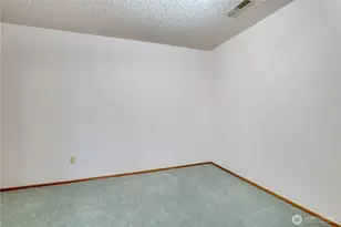907 Powell St, Steilacoom, WA 98388 - Photo 30