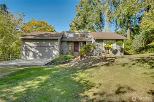 907 Powell St, Steilacoom, WA 98388 - Photo 2