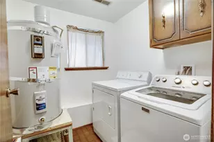 907 Powell St, Steilacoom, WA 98388 - Photo 22