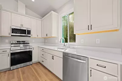 5630 192nd Street NW #8B, Stanwood, WA 98292 - Photo 8