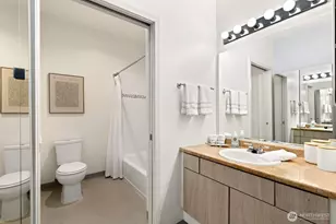 2414 1st Ave, Seattle, WA 98121 - Photo 18