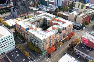 2414 1st Ave, Seattle, WA 98121 - Photo 32