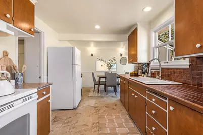 15910 1st Ave NW, Shoreline, WA 98177 - Photo 4
