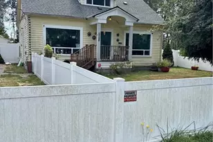 5708 4th St E, Fife, WA 98424 - Photo 1