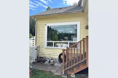5708 4th Street E, Fife, WA 98424 - Photo 8