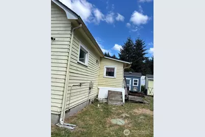 5708 4th Street E, Fife, WA 98424 - Photo 10