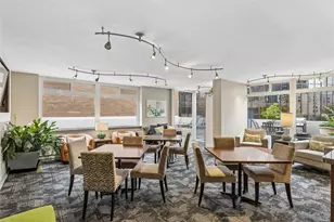 2100 3rd Ave, Seattle, WA 98121 - Photo 18