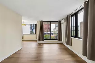2100 3rd Ave, Seattle, WA 98121 - Photo 4