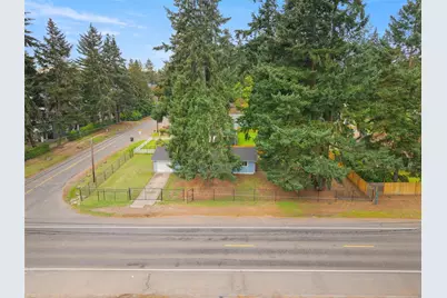 10448 Ainsworth Avenue S, Tacoma, WA 98444 - Photo 16