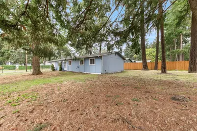10448 Ainsworth Avenue S, Tacoma, WA 98444 - Photo 14