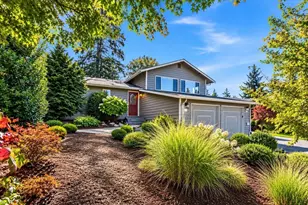 915 S 261st Pl, Des Moines, WA 98198 - Photo 1