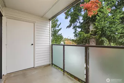 5225 50th Avenue NE #204, Seattle, WA 98105 - Photo 22