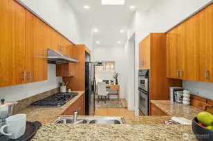 80 E Roanoke St, Seattle, WA 98102 - Photo 16