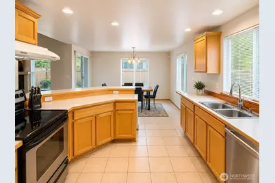 11602 SE 193rd Place, Kent, WA 98031 - Photo 4