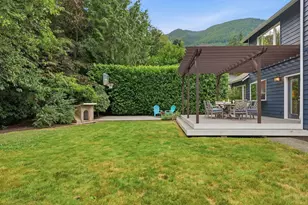 1110 Hemlock Ave SW, North Bend, WA 98045 - Photo 34