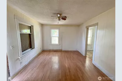 1102 Jefferson Avenue, Yakima, WA 98902 - Photo 2