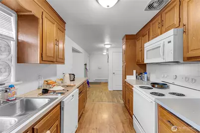 11905 Park Avenue S, Tacoma, WA 98444 - Photo 12