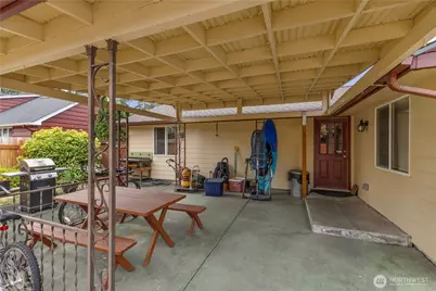 11905 Park Avenue S, Tacoma, WA 98444 - Photo 6