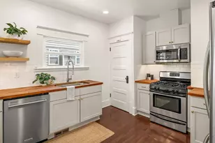 1132 NW 56th St, Seattle, WA 98107 - Photo 10