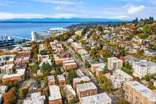 202 W Olympic Pl, Seattle, WA 98119 - Photo 28