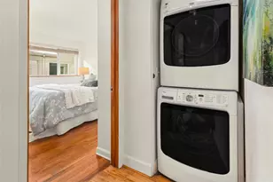 202 W Olympic Pl, Seattle, WA 98119 - Photo 18