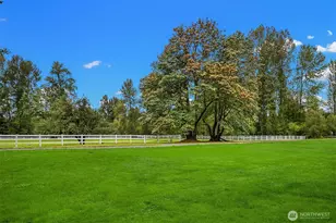 14738 Bear Creek Rd NE, Woodinville, WA 98077 - Photo 38