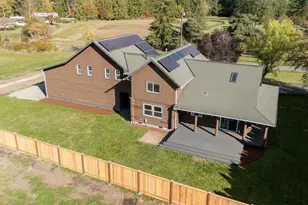 415 N McNeely St, Buckley, WA 98321 - Photo 38
