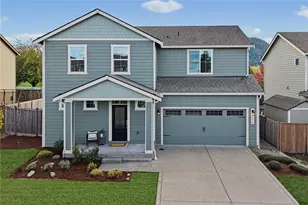 878 Riley Dr E, Enumclaw, WA 98022 - Photo 1