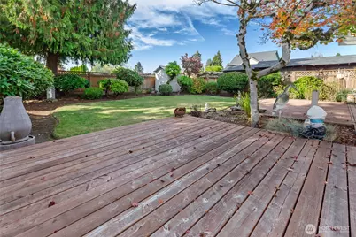 616 13th St SW, Puyallup, WA 98371 - Photo 30