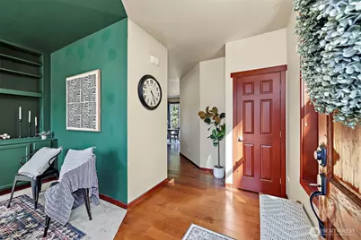 612 Trump Avenue NW, Yelm, WA 98597 - Photo 4