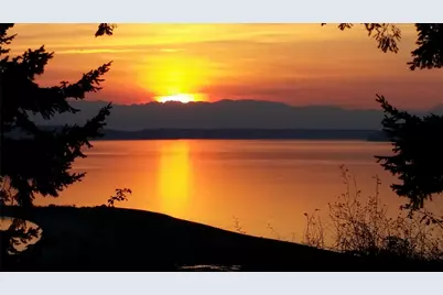 1200 Crescent Drive, Oak Harbor, WA 98277 - Photo 18