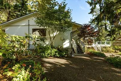 1200 Crescent Drive, Oak Harbor, WA 98277 - Photo 6
