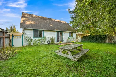 3231 Pinewood Avenue, Bellingham, WA 98225 - Photo 34